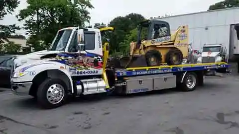 Equipment Hauling Hyattsville